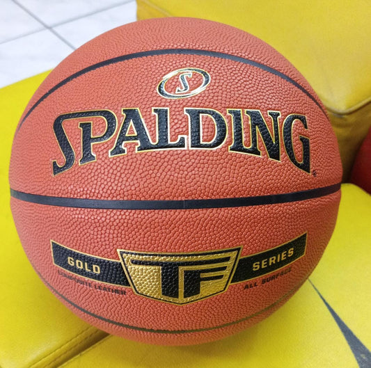 Bola Basketball Spalding Gold